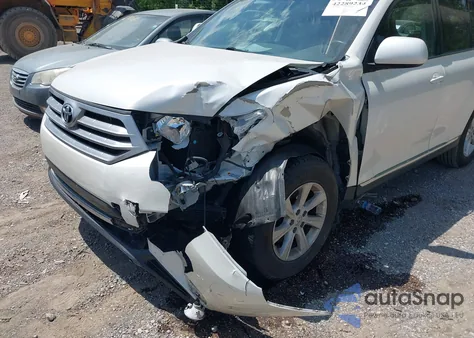 2013 Toyota Highlander Se V6 из США, поврежденный, VIN 5TDZK3EH5DS138640